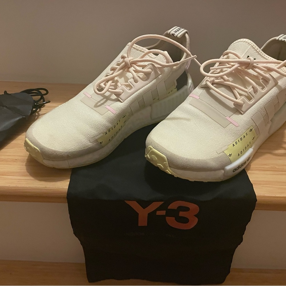 Adidas NMD_R1 W